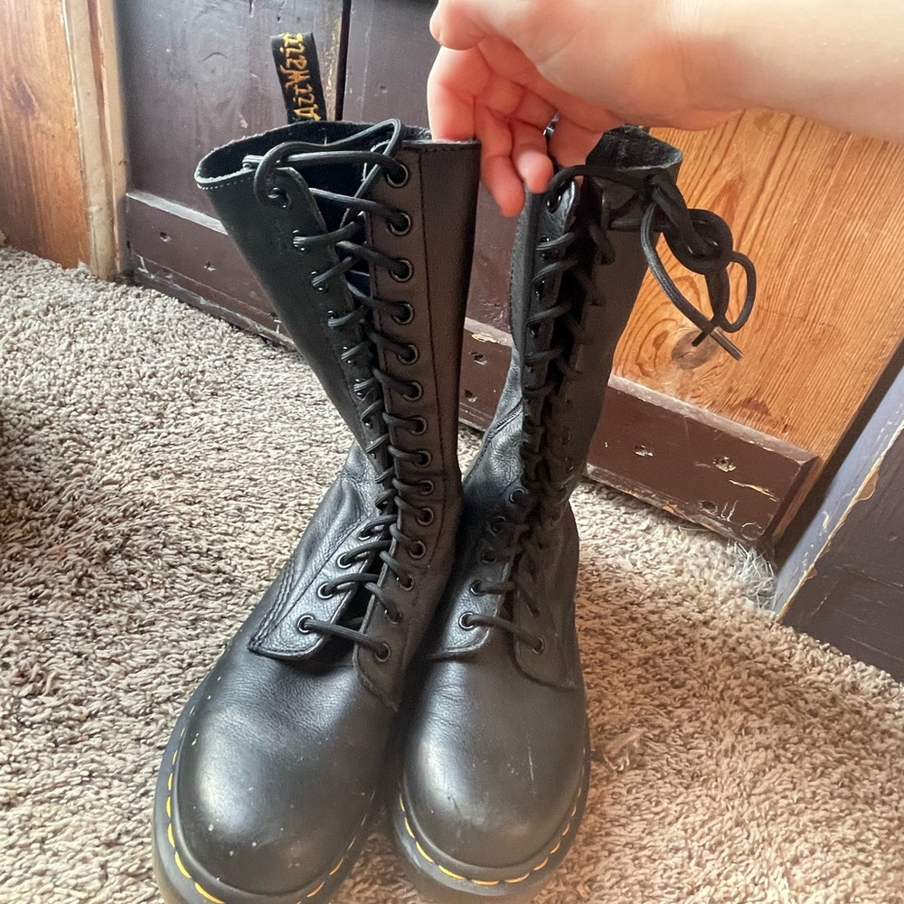 Tall Dr martens size 9